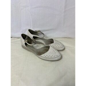 Rockport Women's White Color  Leather Mary Jane Flats  Size 7 Narrow